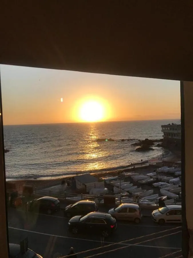 Appartamento Casa Tabata Fronte Mare Genova