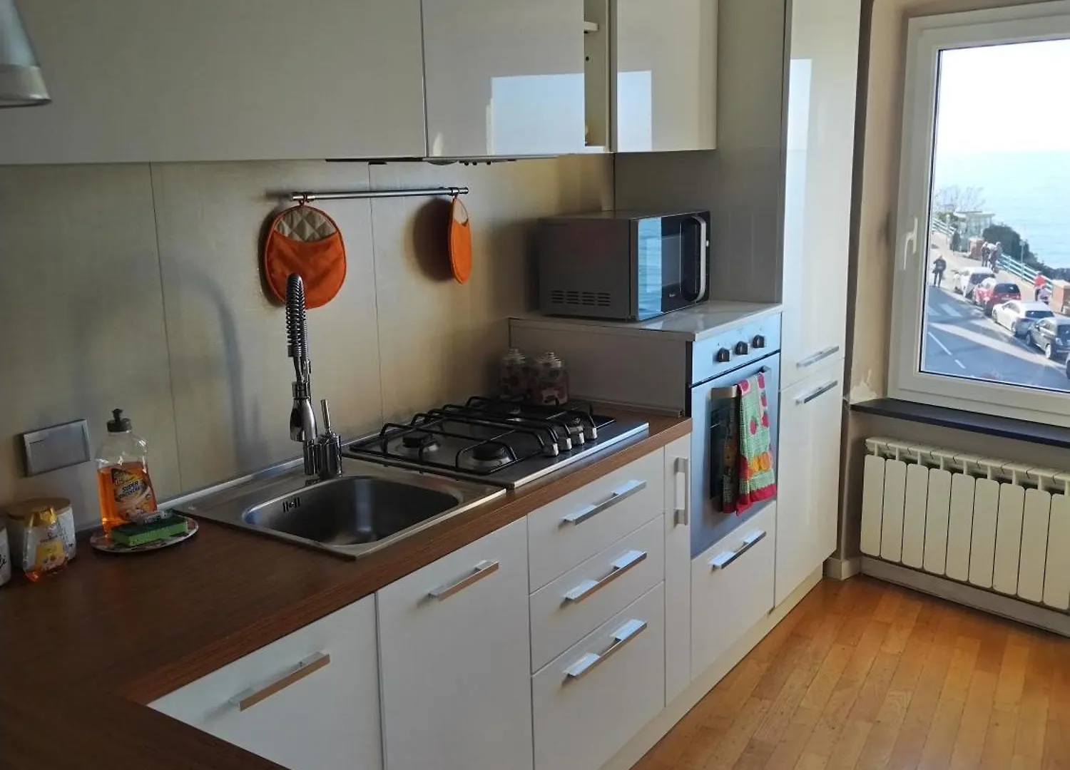 Appartamento Casa Tabata Fronte Mare Genova